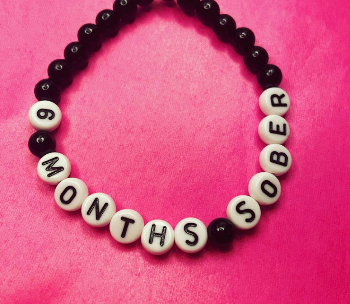 Personalised Sobriety Days/Years Bracelet