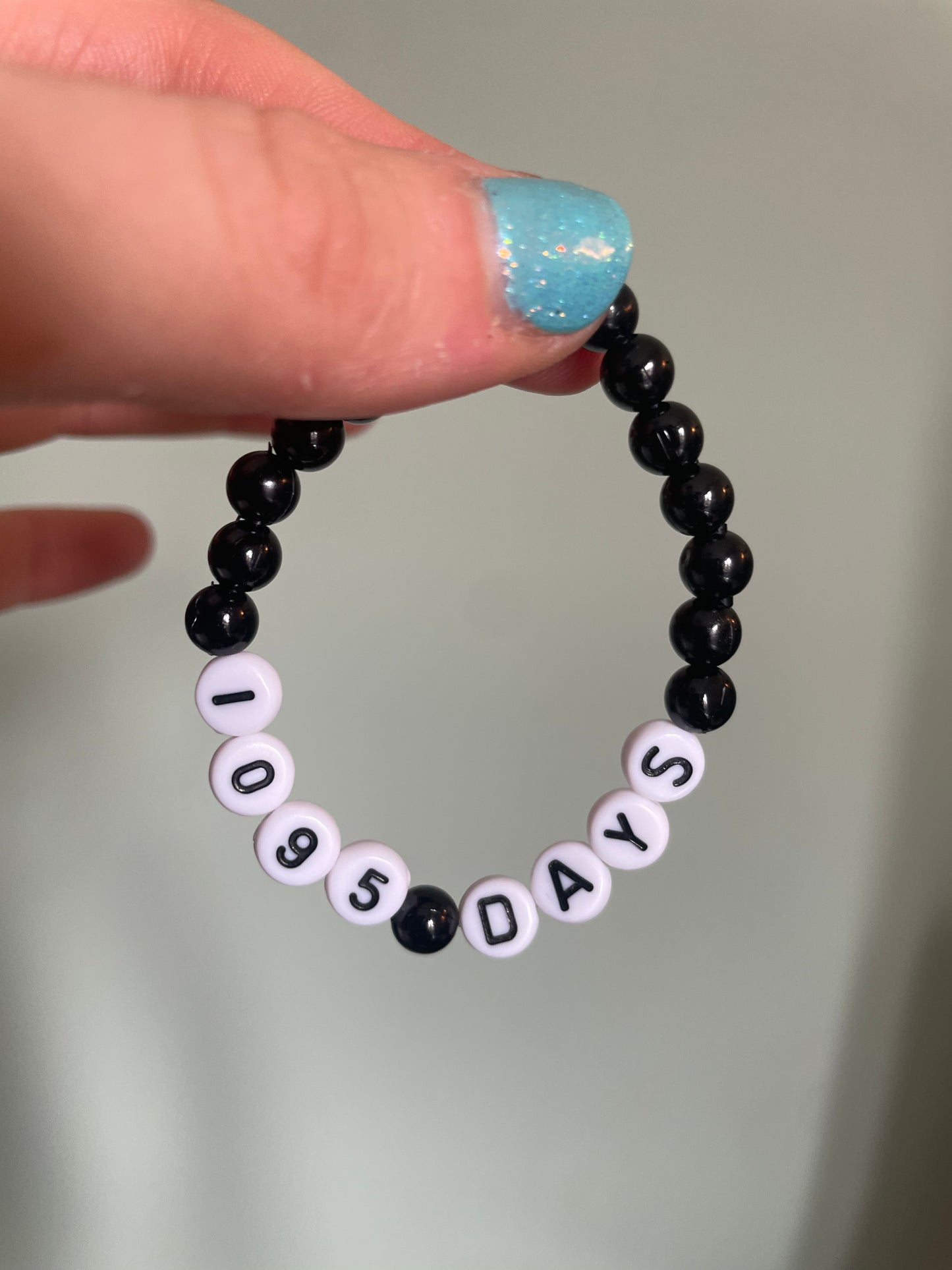 Personalised Sobriety Days/Years Bracelet