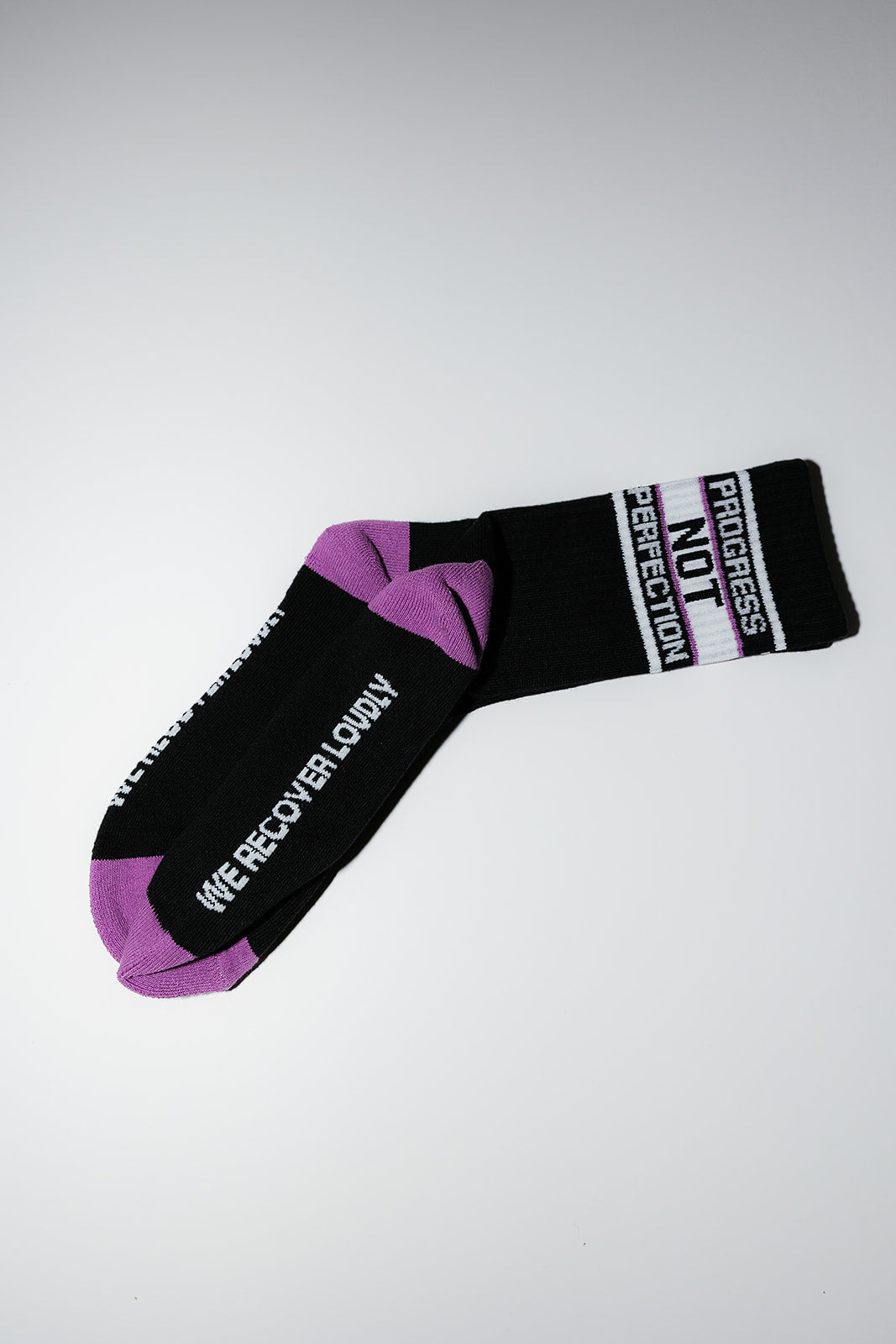 PROGRESS NOT PERFECTION SOCKS